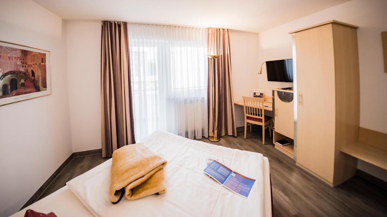 City-Hotel Garni Neu-Ulm Exterior photo