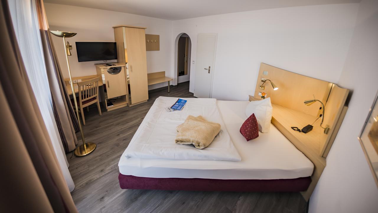City-Hotel Garni Neu-Ulm Exterior photo